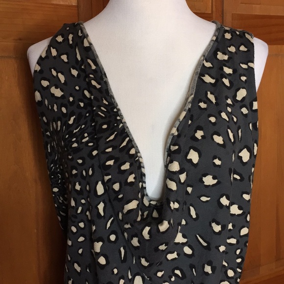 KENSIE Size Small Knit Tank CHEETAH Gray sweater Animal Print Drapeneck $79 NEW - Picture 2 of 8